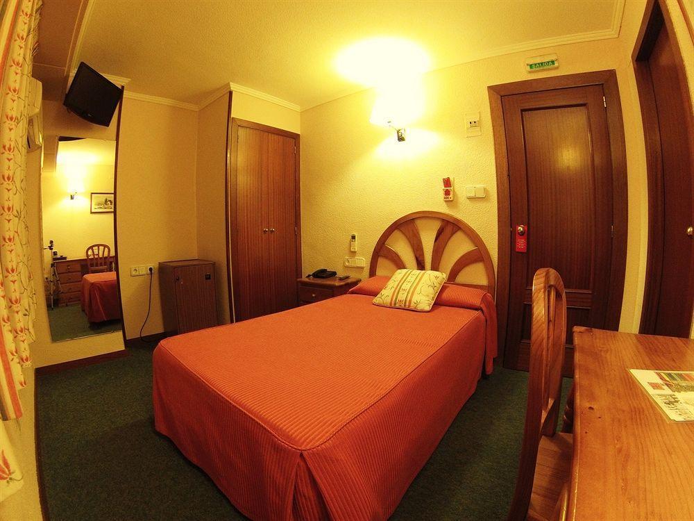 Hotel Avenida Plaza Alzira Dış mekan fotoğraf
