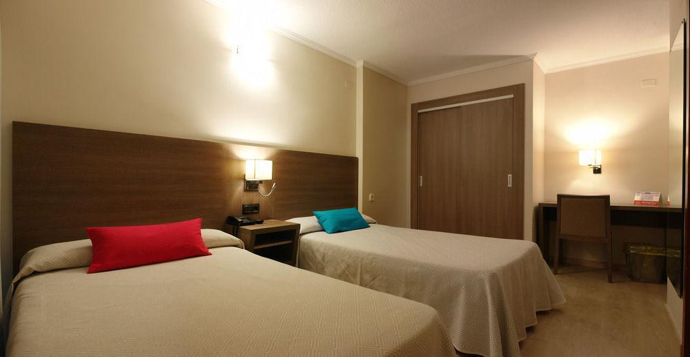 Hotel Avenida Plaza Alzira Dış mekan fotoğraf