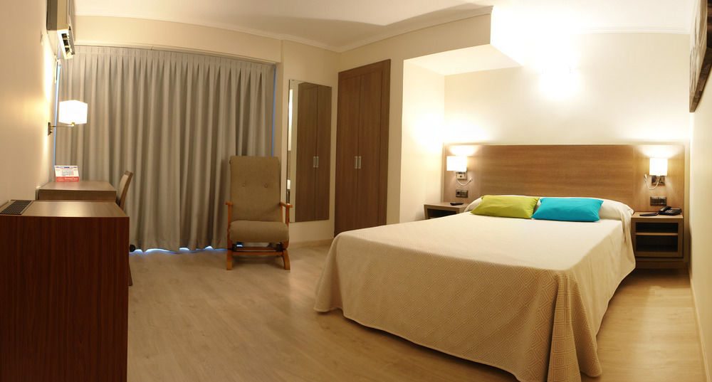 Hotel Avenida Plaza Alzira Dış mekan fotoğraf