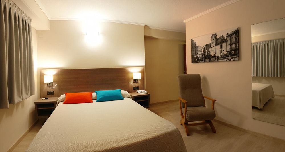 Hotel Avenida Plaza Alzira Dış mekan fotoğraf