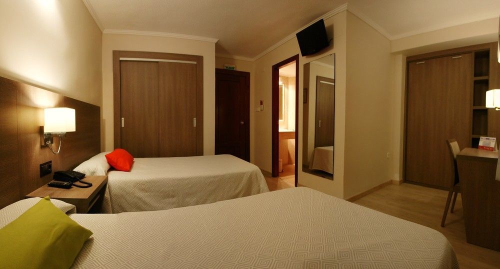 Hotel Avenida Plaza Alzira Dış mekan fotoğraf